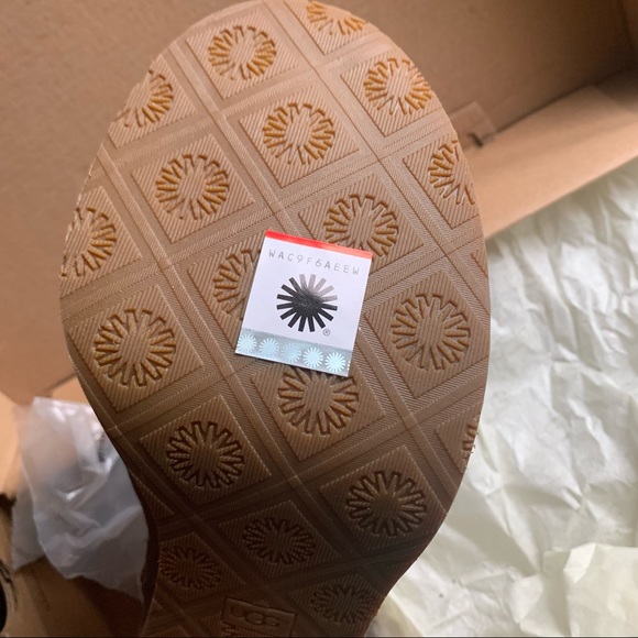 UGG Valencia PEEP Toe BOOTIES Mysterious - Picture 4 of 7